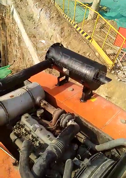 萬純工程機械尾氣凈化設(shè)備